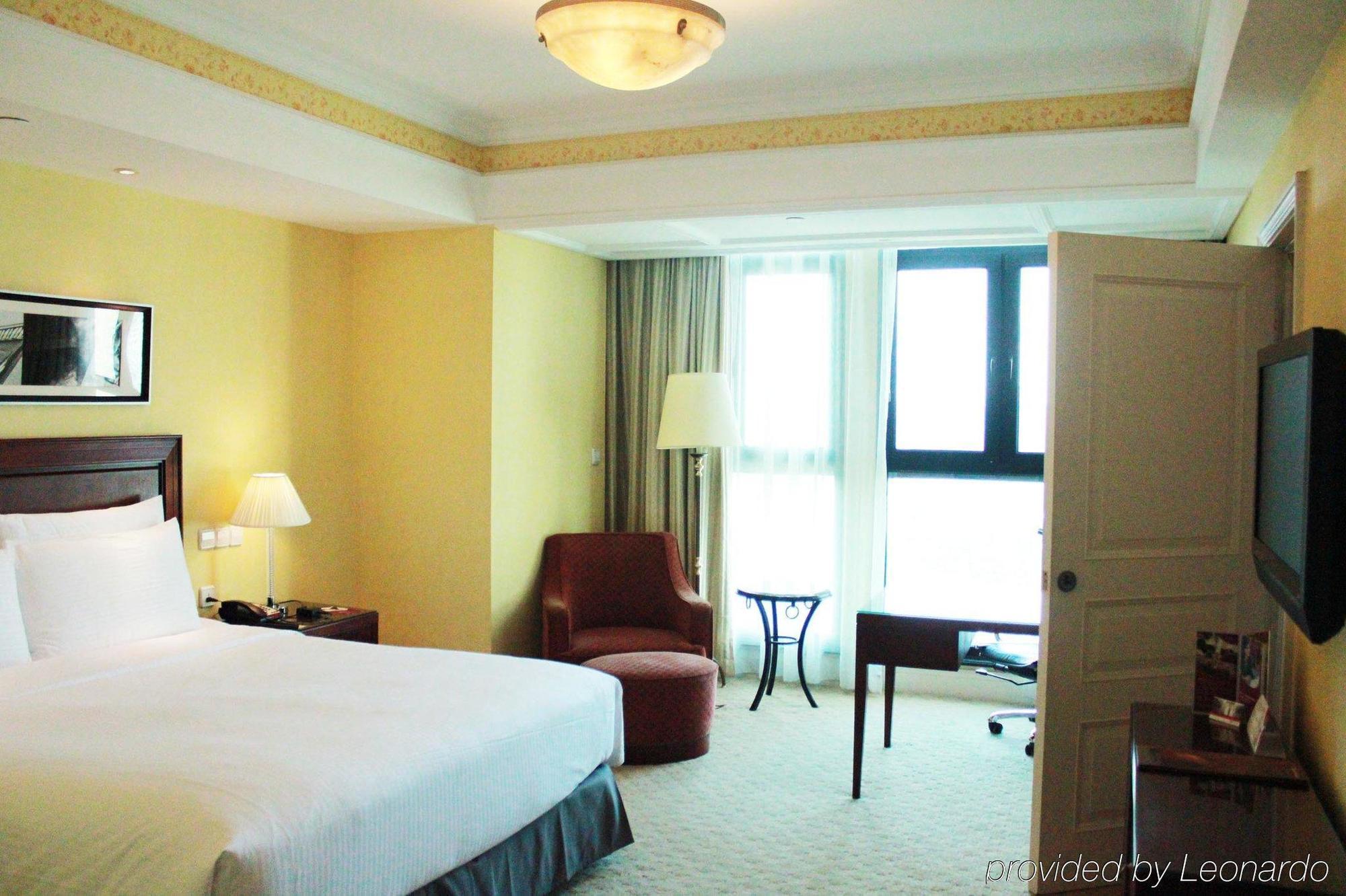 Parkline Century Park Hotel Sanghaj Kültér fotó