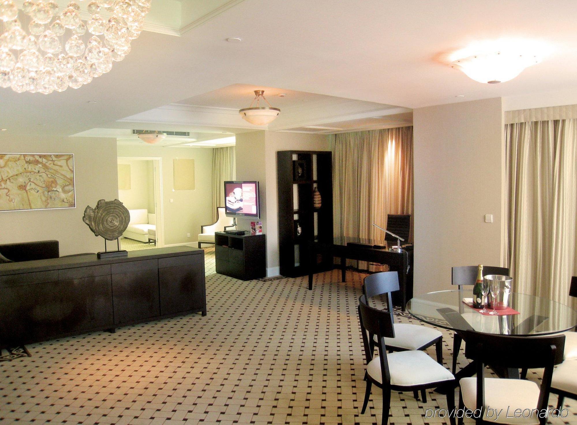 Parkline Century Park Hotel Sanghaj Kültér fotó
